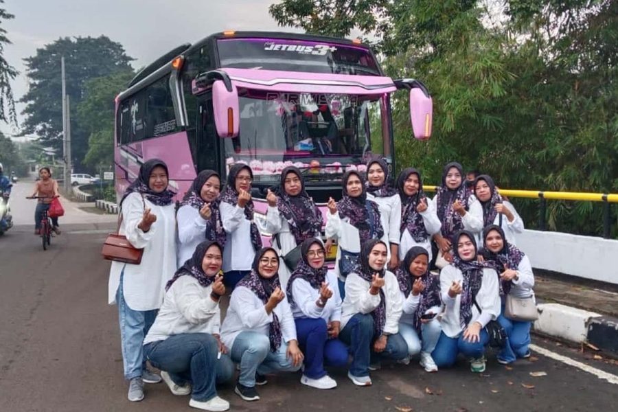 Sewa Hiace Luxury Bogor