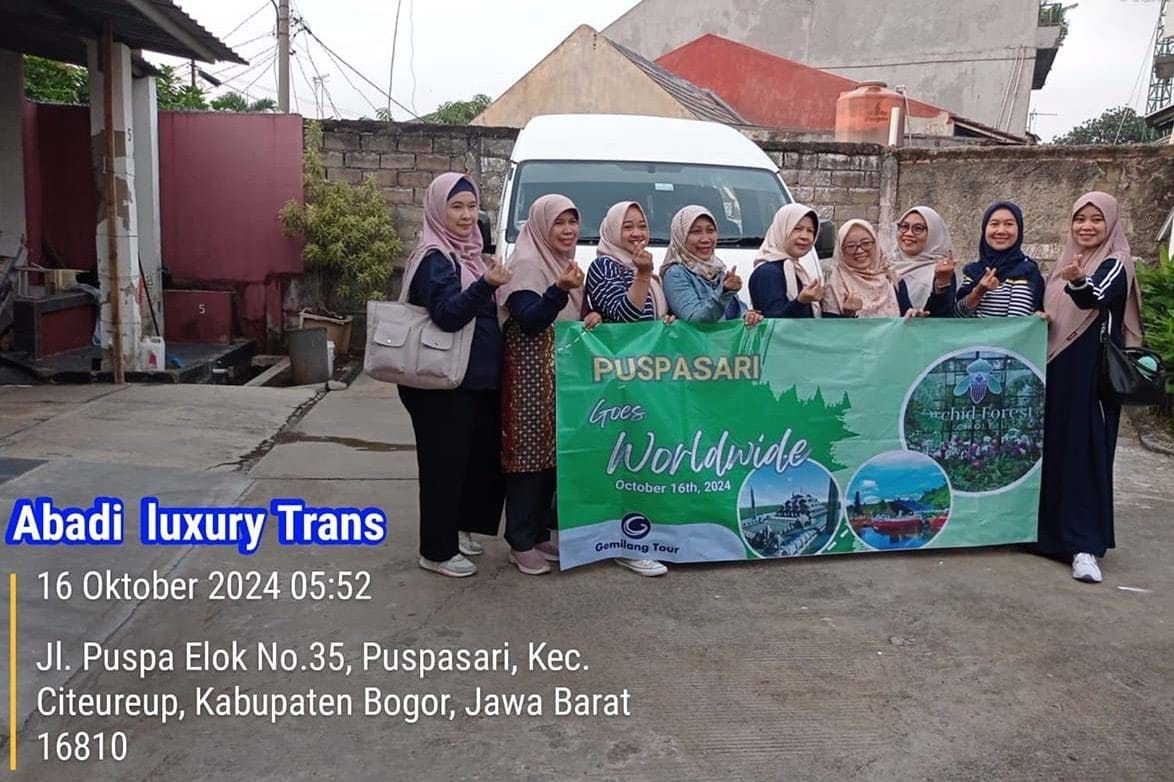 Sewa Hiace Luxury Jakarta