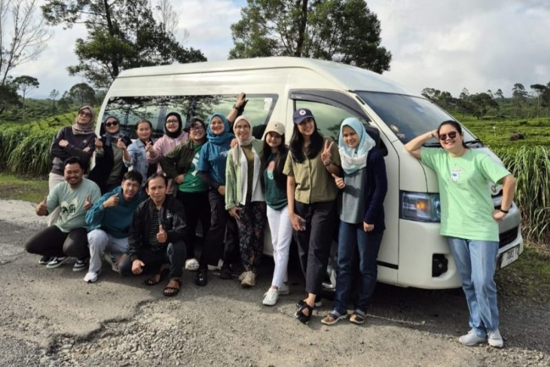 Sewa Hiace Luxury Bogor